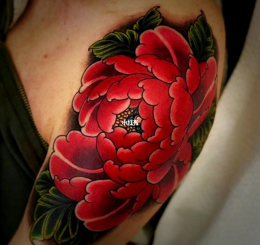 大臂牡丹_牡丹_纹身_悟道刺青//专业脏辫攻略_北海纹身哪里好_美妆
