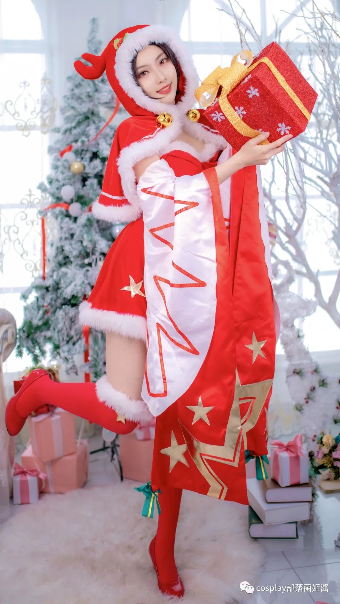 cos王者荣耀貂蝉圣诞恋歌cos正片米粒