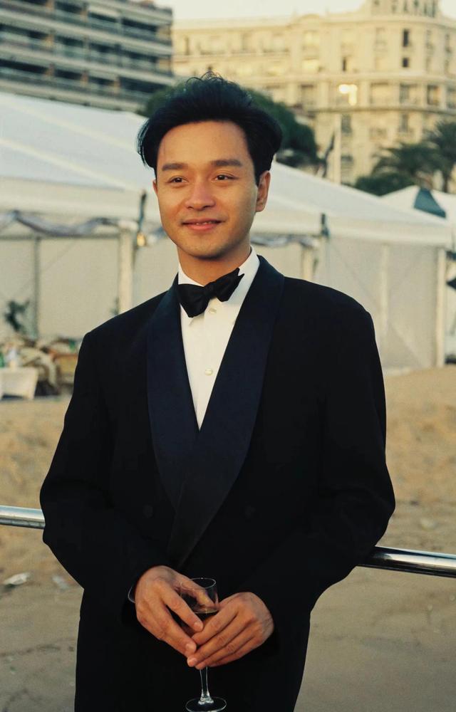 张国荣壁纸高清(张国荣高清壁纸图片)