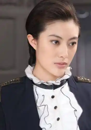 喋血孤岛藤原薰子