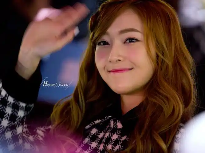 金发尤物郑秀妍