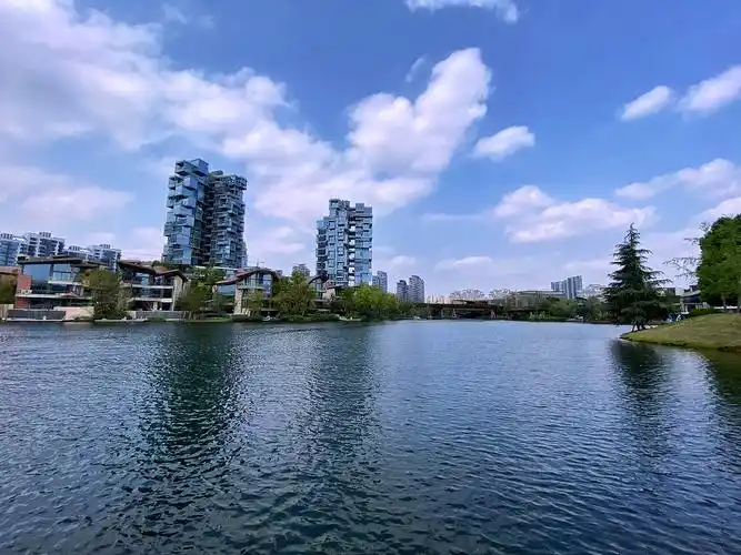 成都麓湖生态城建筑