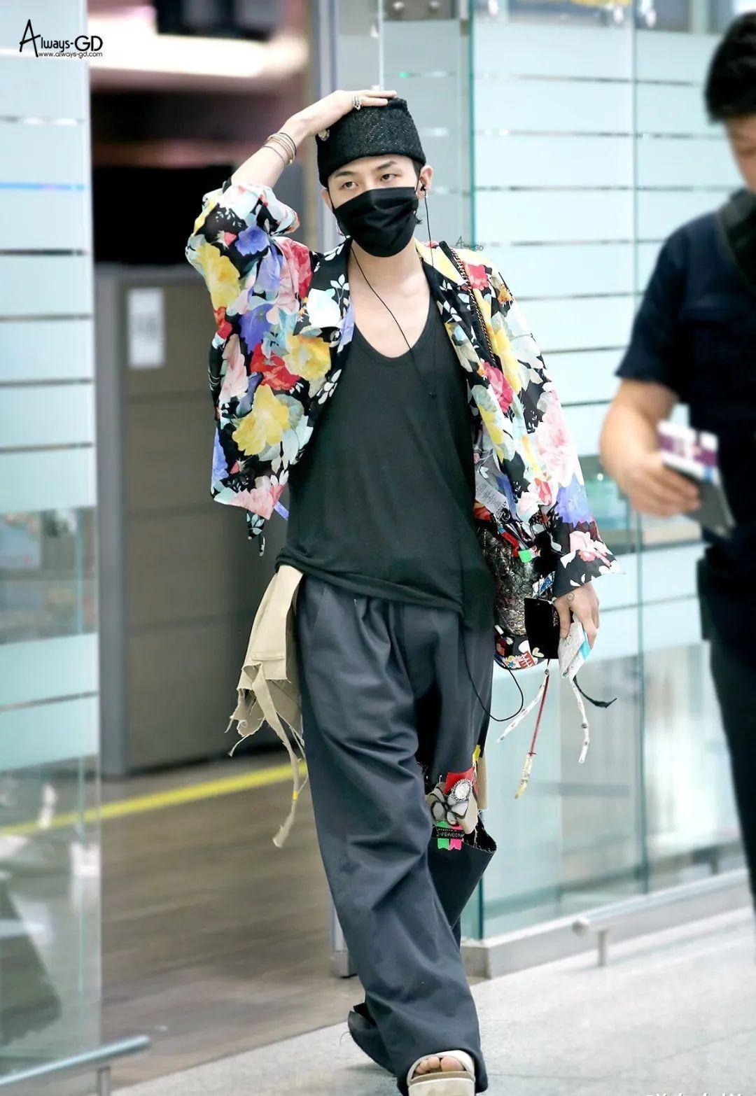 为啥说"穿女装"的权志龙打破了亚洲潮流的边界感?_re_g-dragon_时尚