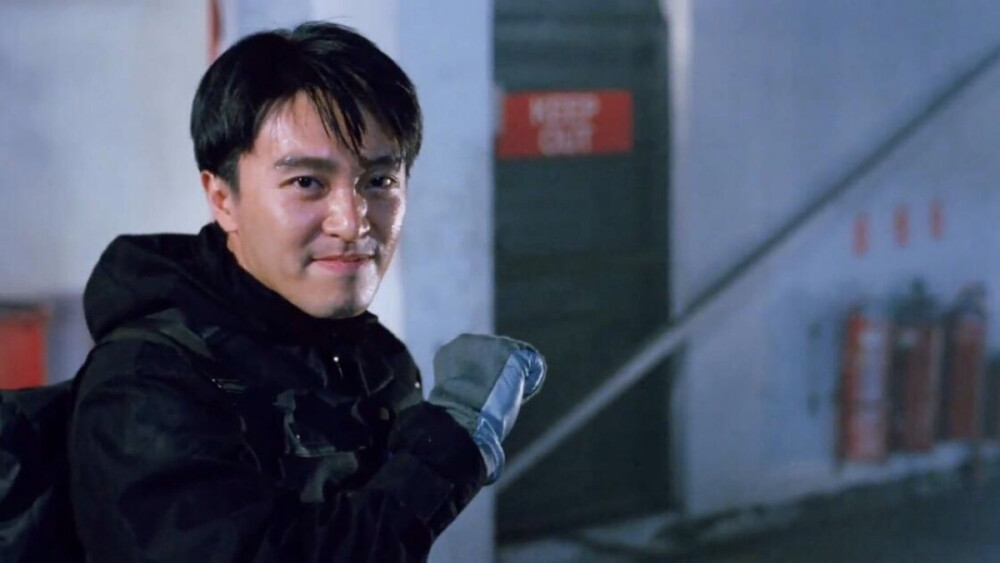 逃学威龙2周星星周星驰自截自拼高清背景手机壁纸