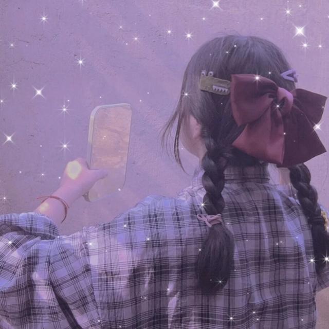 治愈系滤镜闪闪女生背影头像