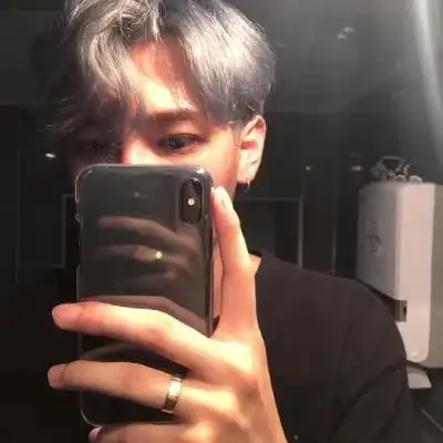 帅气手机挡脸qq男头像,男生头像图片-回车桌面