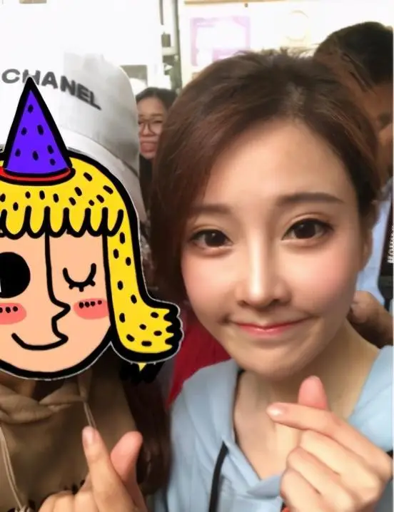 生图同样很能抗的还有冯提莫,冯提莫近几年的发展