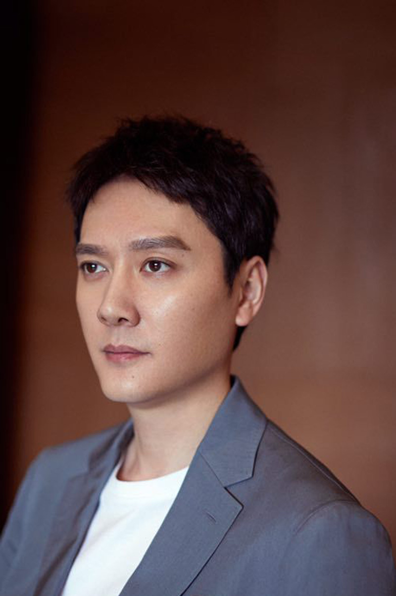 冯绍峰儒雅帅气活动照图片88