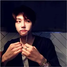 帅哥头像高清成熟暖男 韩国男人看起来比较清新-男生头像