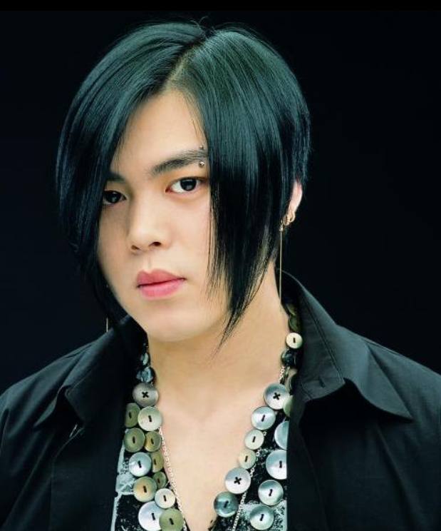 3,ericnnn本来爱豆到了年龄结婚就是一件很正常的事情的,但是正是因为