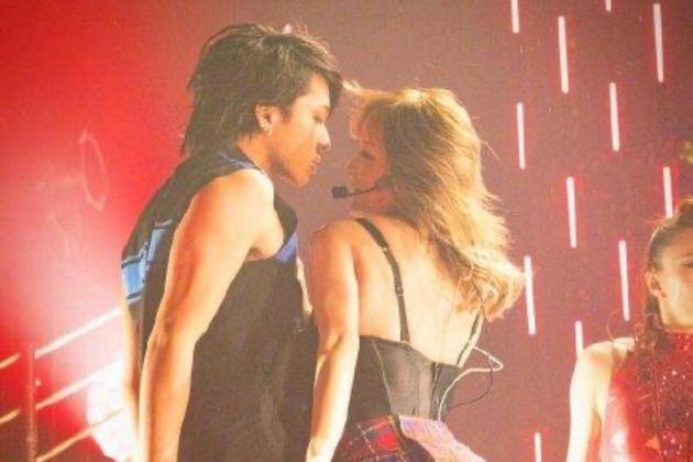 长相十分帅气,曾于2018年8月通过选拔成为了滨崎步的专属伴舞,一直