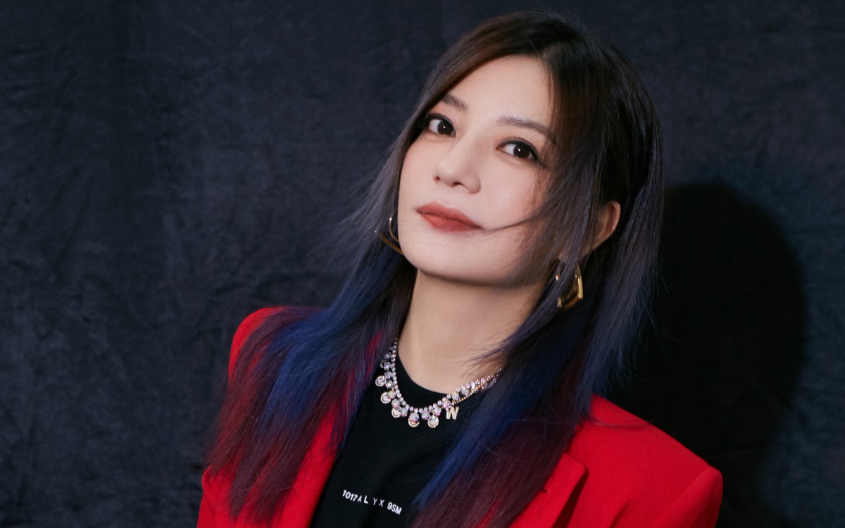 赵薇优雅写真图片壁纸-美女壁纸-高清美女图片-第2图-娟娟壁纸