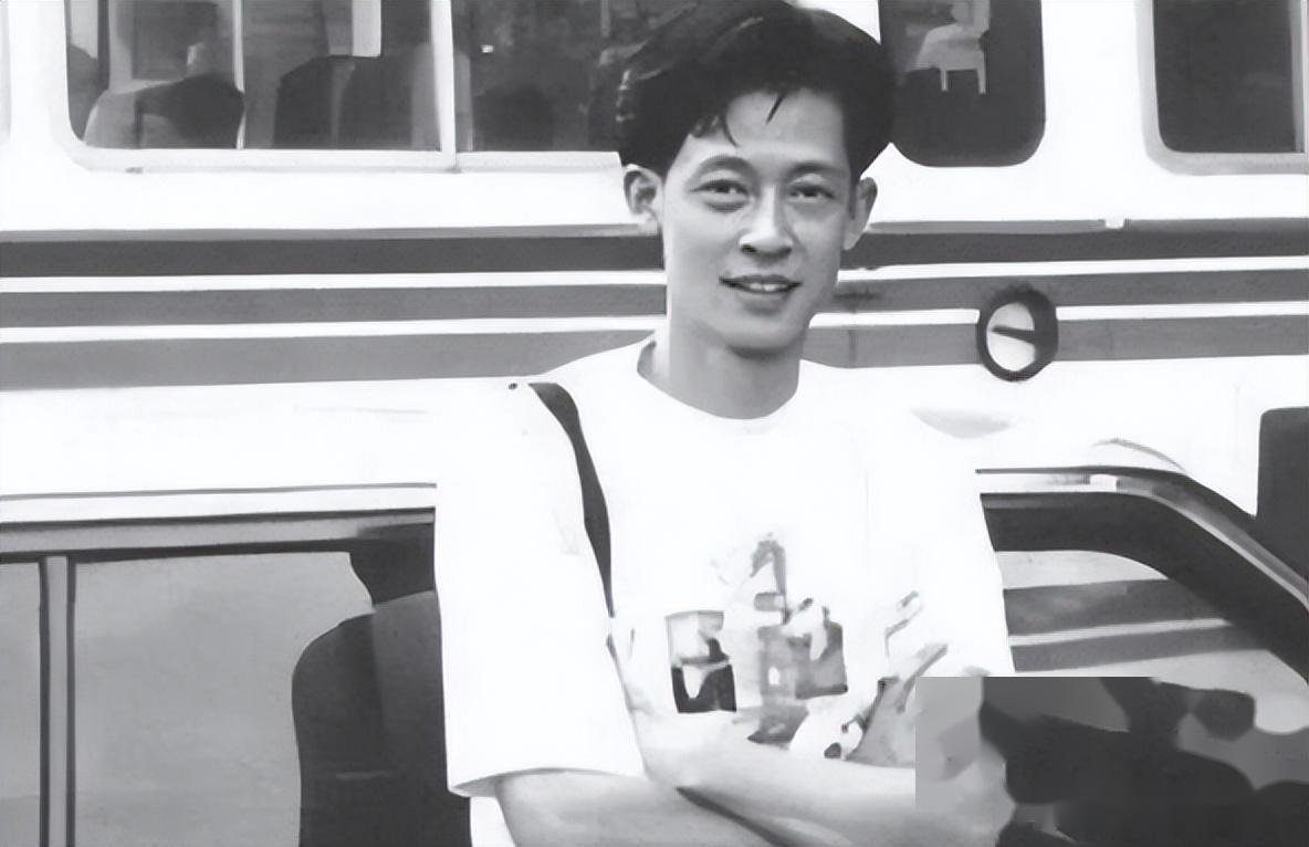 演员王志文坚守自我告别坑上低头拒绝与冯小刚合作