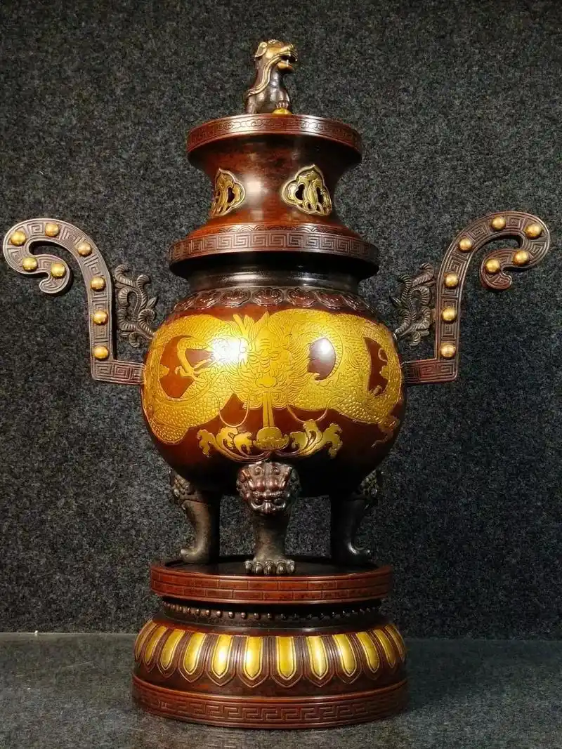 紫铜鎏真金手工錾刻龙纹三足大香炉