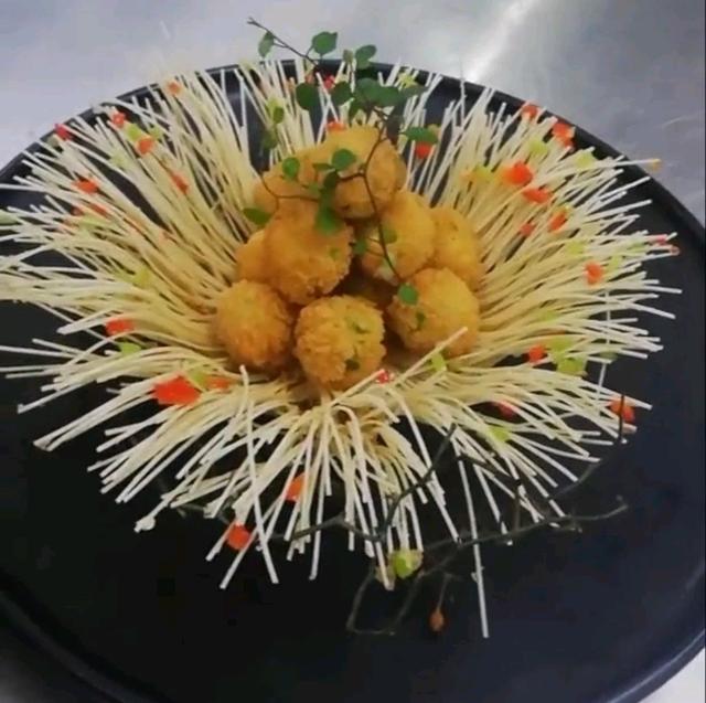 简单实用的雀巢盘饰做法