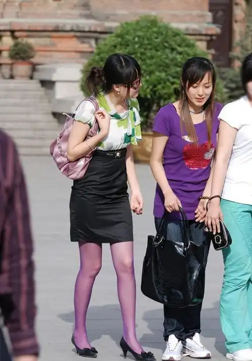 关于客嗬鲜Ω叱13p的信息