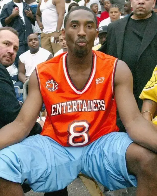 洛克公园的年轻科比了解下!