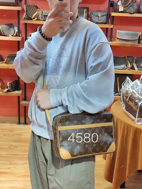 lv 中古 相机包28cm