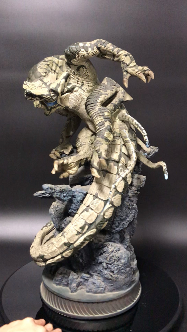 ss sideshow 环太平洋 开菊兽 毒妇 雕像