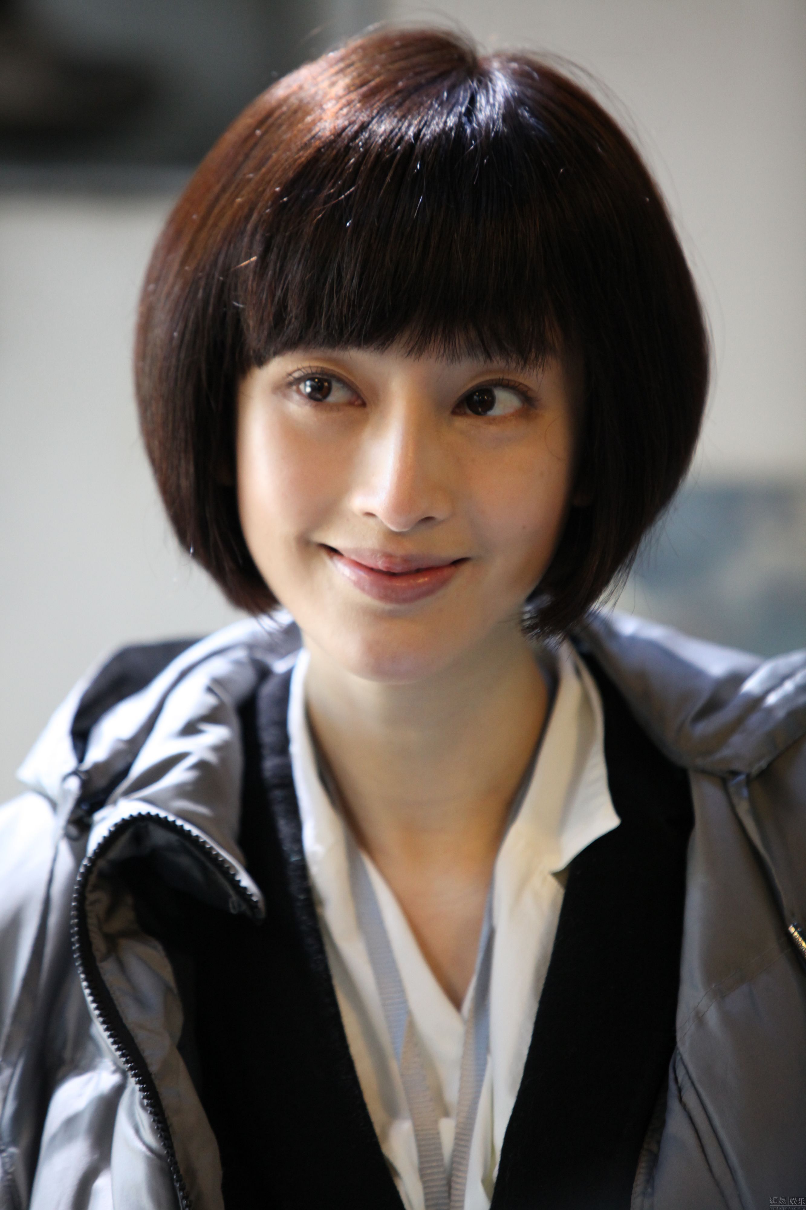 张俪男人帮饰演米琪知性与时尚并存