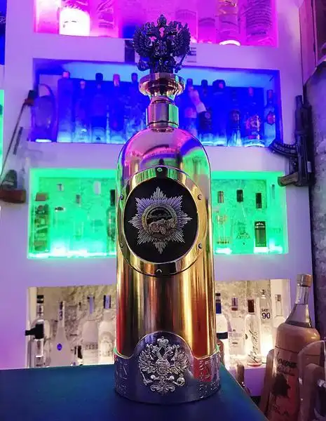 丹麦酒吧世界最贵伏特加失窃 价值834万元