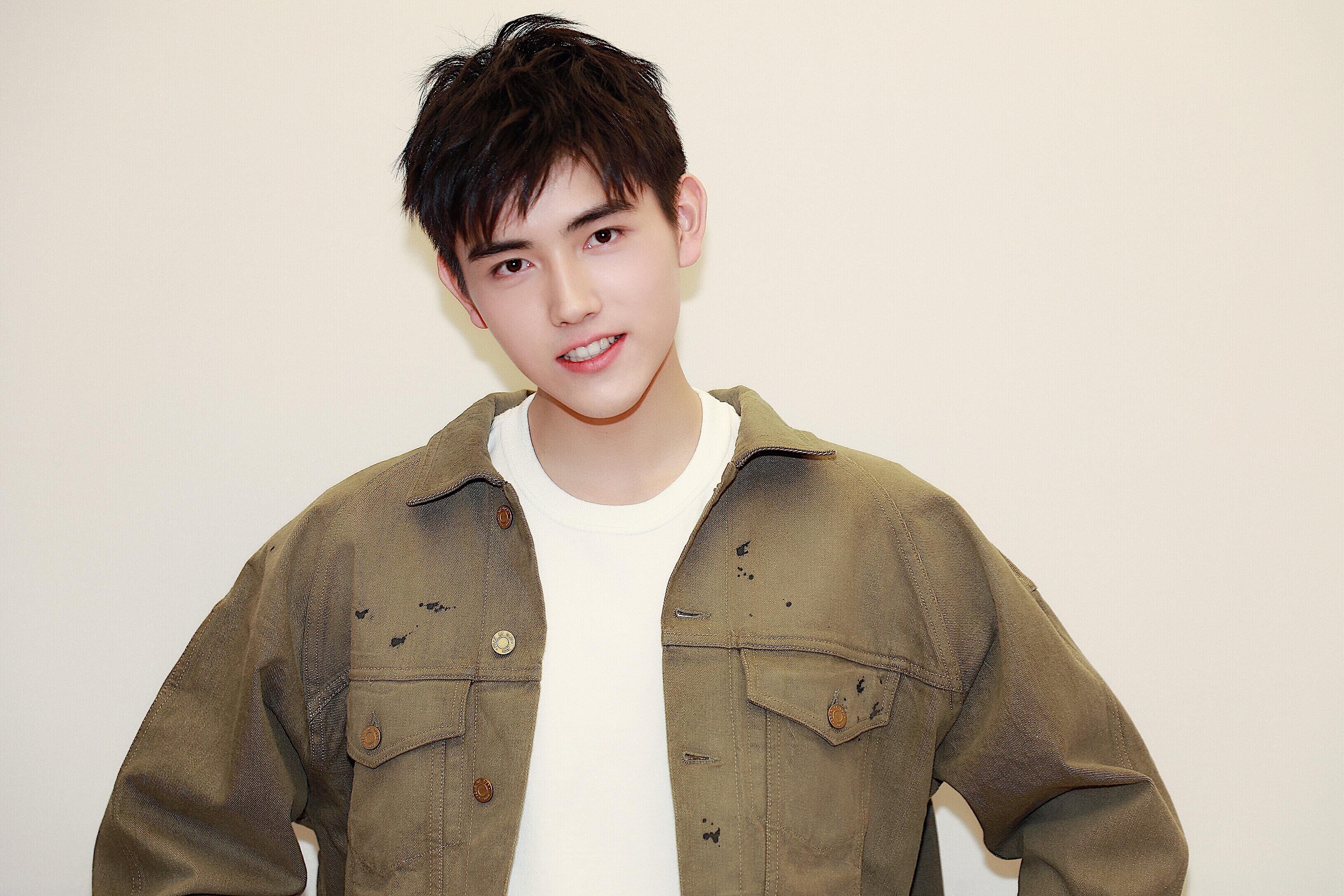 陈飞宇被曝遭女方老公捉奸在床,陈红想花200万买断遭拒绝