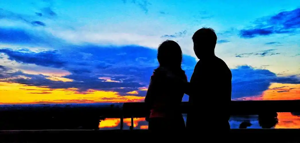 陪你一起看夕阳