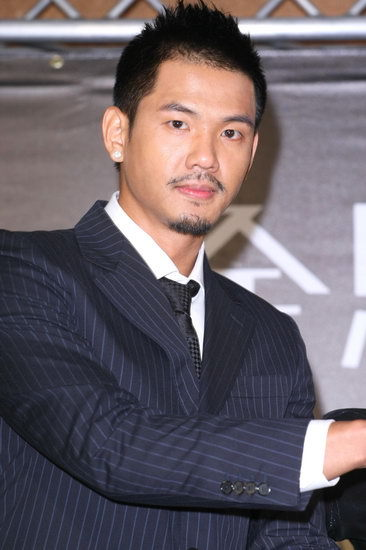 陈建洲演员歌手