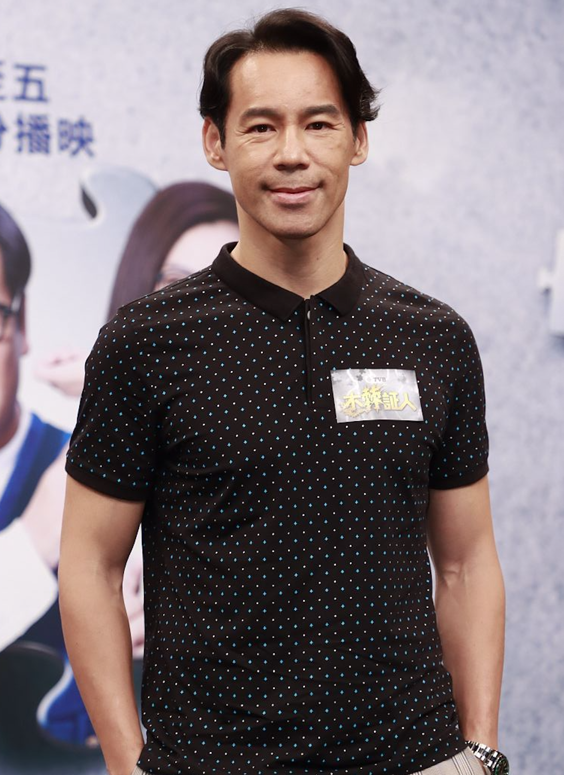 说起来,这也不是徐荣第一次获得tvb最佳男配角的提名,早在2007年,2008