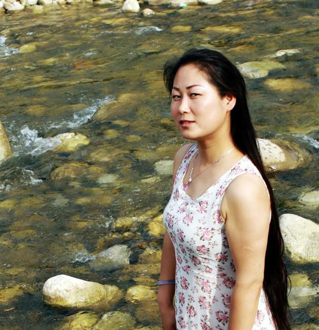 42岁离异女征婚照片(id:87471090)_陕西西安征婚交友_珍爱网