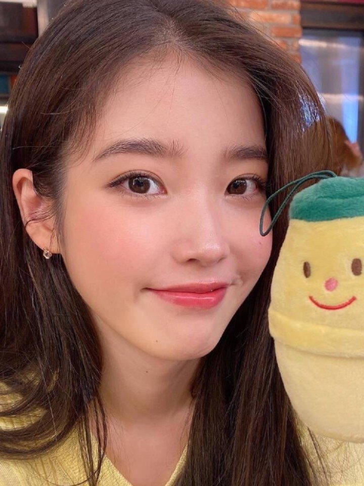 塌鼻子的iu美出天际