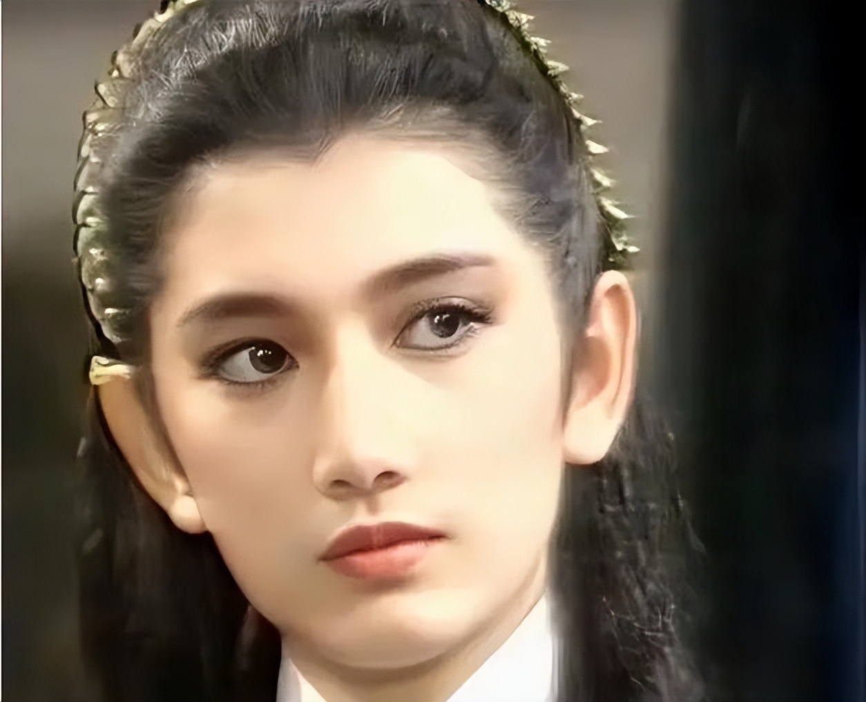 这才叫"女扮男装",这10位女演员我差点就相信她们是男人了