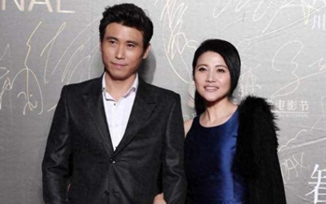 在遇到朱媛媛之前,李乃文一直很自卑.