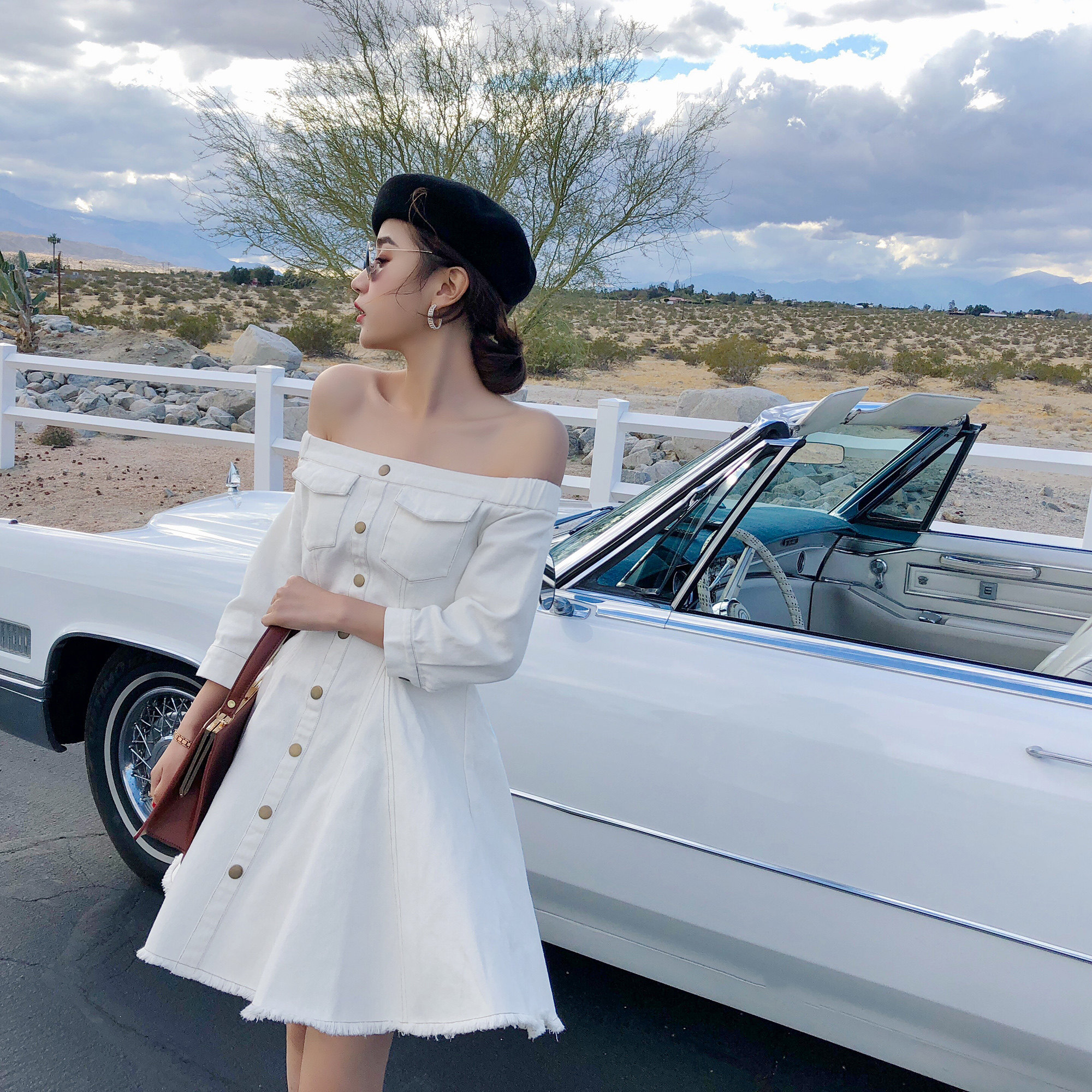 裙子春季2018新款女 韩版收腰显瘦排扣chic露肩一字领牛仔连衣裙