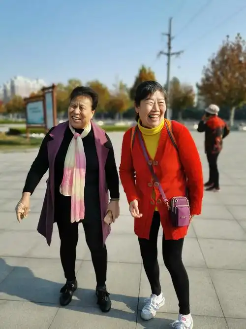 曹炳莲.亓淑荣.李慧.李洪玲.田耘.钱兴云