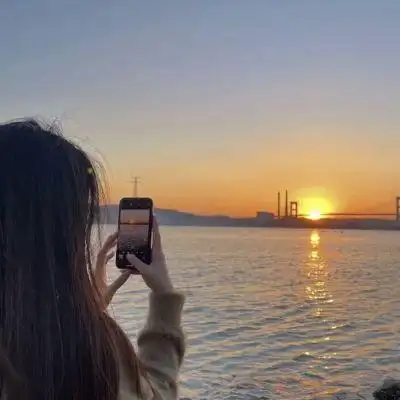 意境唯美超温柔的女生头像夕阳停不下来的只有时间