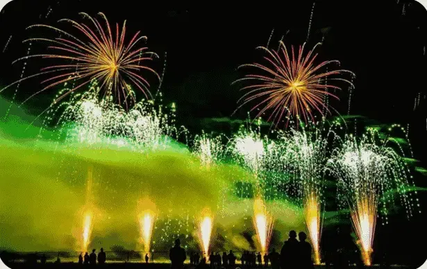 6 一流游乐项目 互动黑暗骑乘,动感影院,蜜达神奇飞船,魔幻沙地,淘气