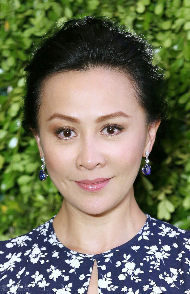 影视明星50岁不显老,掌握这些保养秘籍,你也可以青春永驻