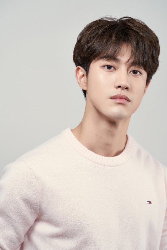 运动题材韩片棒球少女将拍郭东延出演棒球手