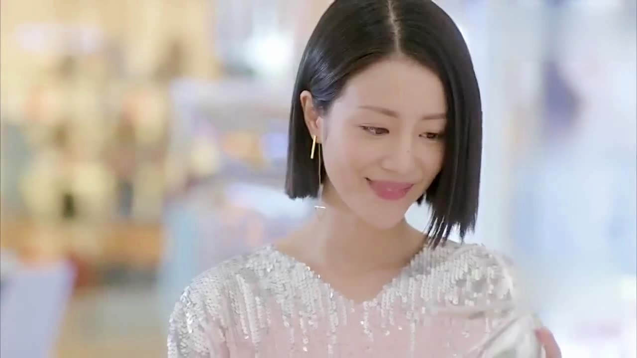 漂亮的李慧珍夏乔硬穿不合适的鞋子就像喜欢上不合适的人