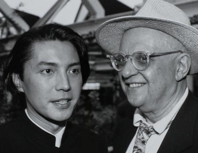 尊龙终是错过了陈冲,68岁还单身,林青霞为看他几眼陪着打一夜牌_内心