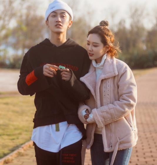 创造营官宣壹心娱乐的牛超曾参加过芒果台恋爱真人秀