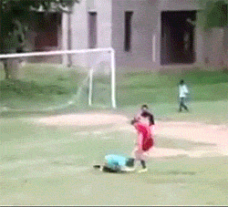 足球gif争辩gif飞踹gif击飞gif