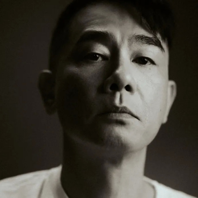 这回赚了陈小春看点十足披荆斩棘的哥哥不愁没有话题