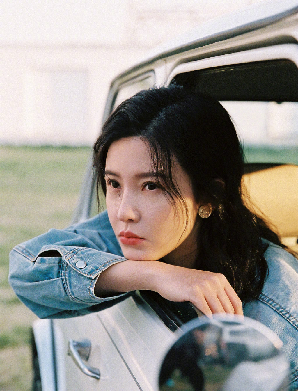 杨子姗甜酷牛仔写真图片