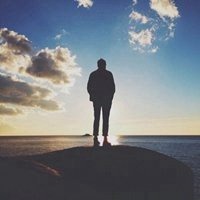 男人头像成熟稳重大海_微信头像图片大全