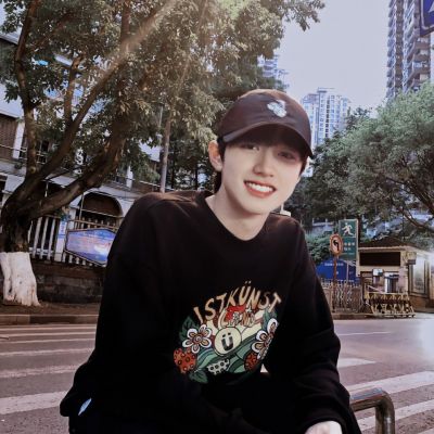 探探专用头像男高清真实照片男生帅气头像个性真人头像图片