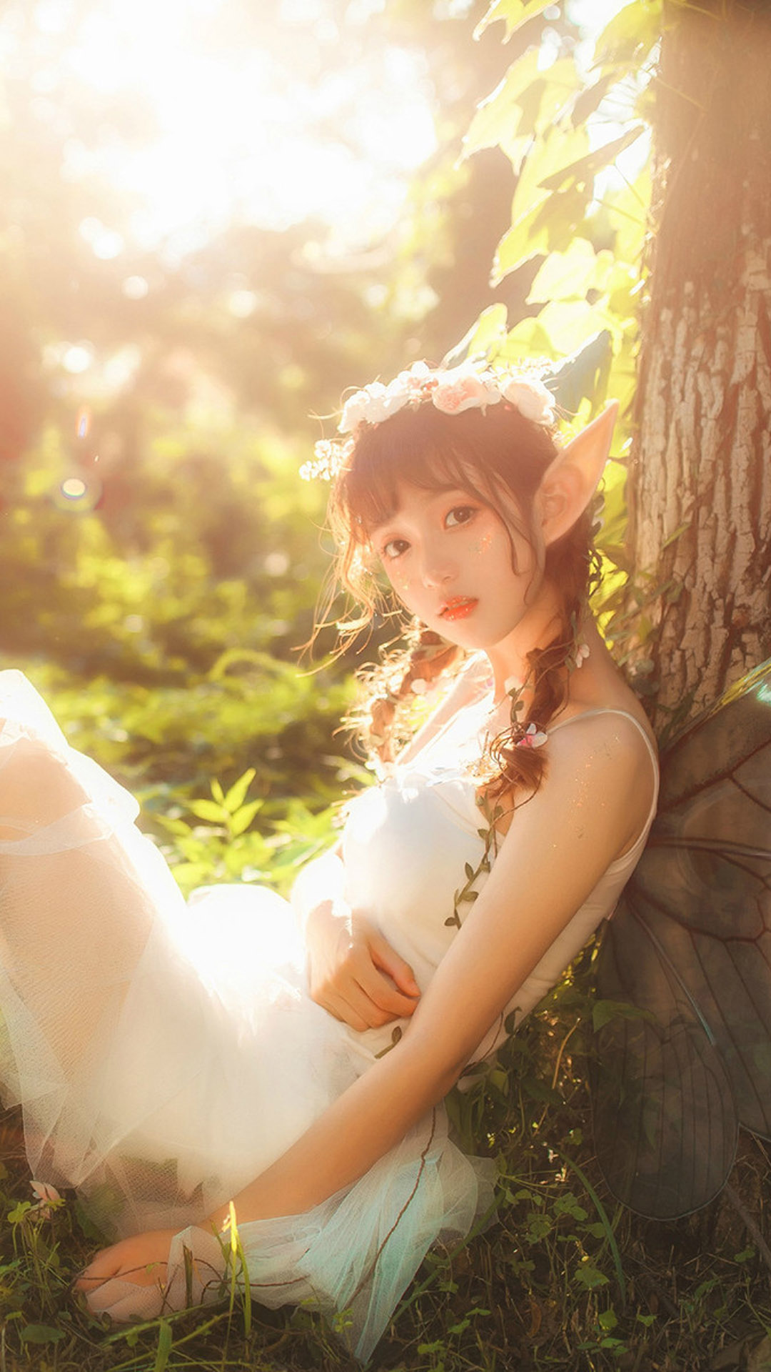 森林中精灵仙女唯美梦幻写真手机壁纸