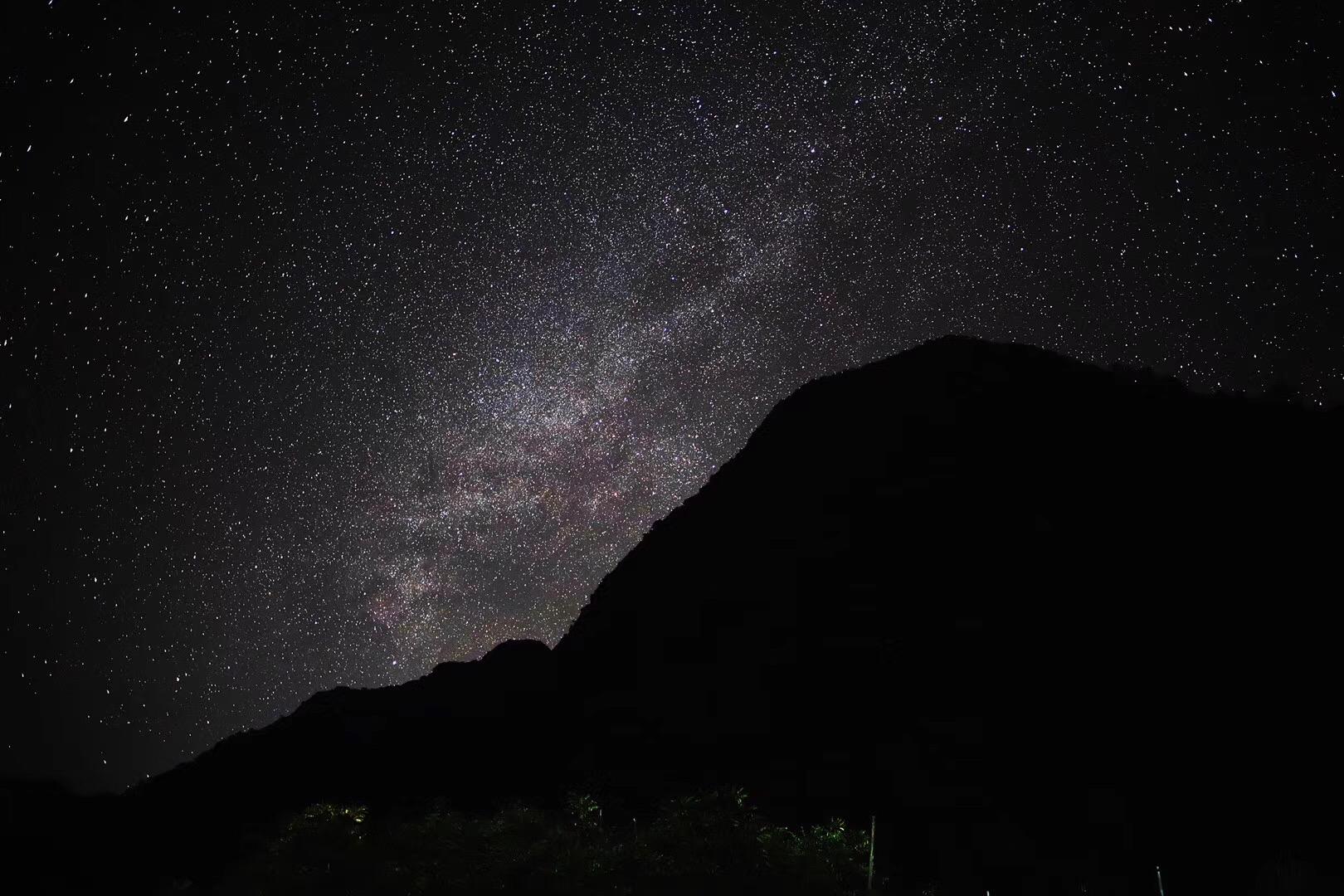 为什么一般的农村看不见完美的星空