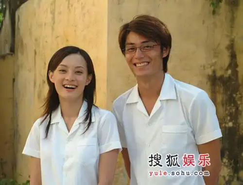 孙俪晒旧照霍建华躺枪 不怕绯闻大方出席孙俪邓超婚礼